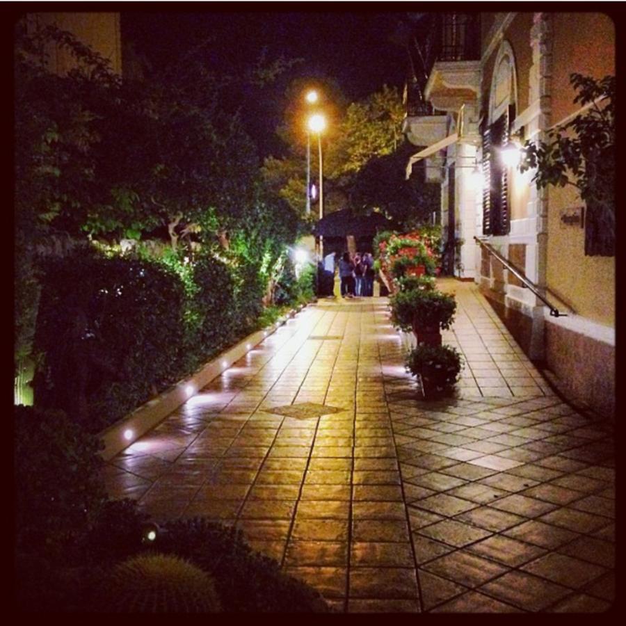 Hotel Villa Esperia Palermo Buitenkant foto