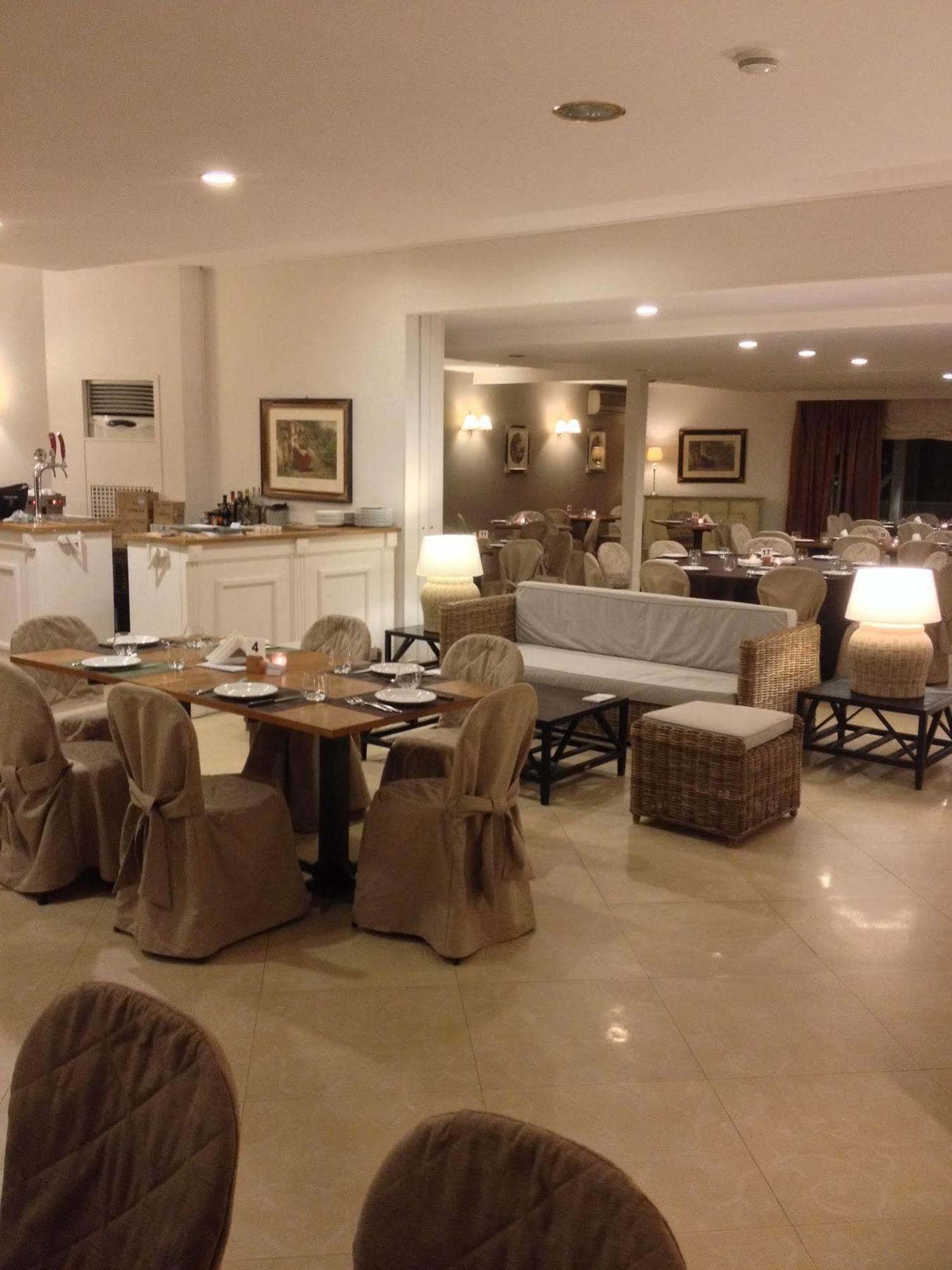 Hotel Villa Esperia Palermo Buitenkant foto